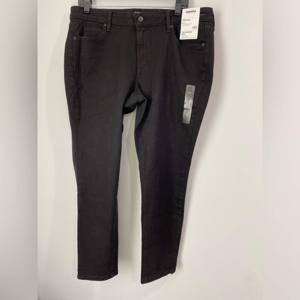 Woman’s Sonoma Mid Rise Skinny Jeans
